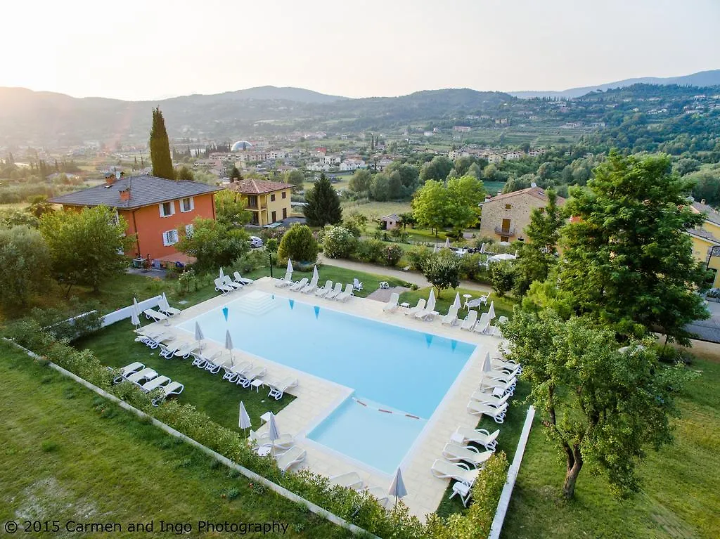 Aparthotel Residence Corte Del Bosco Garda